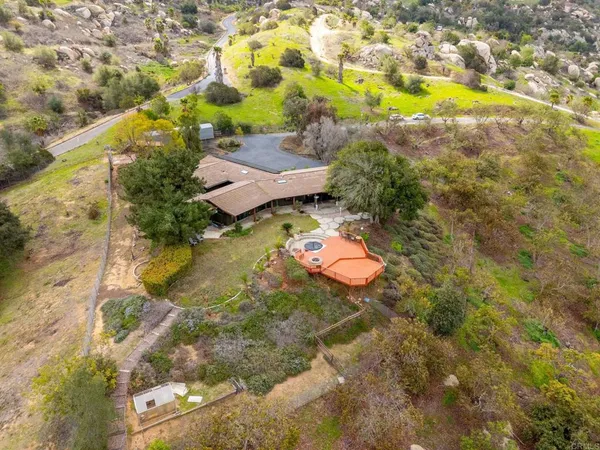 $1,609,000 | 15735 Highland Valley Road, Escondido, CA 92025