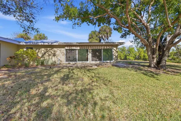 $170,000 | 11372 West Bayshore Drive, Crystal River, FL 34429