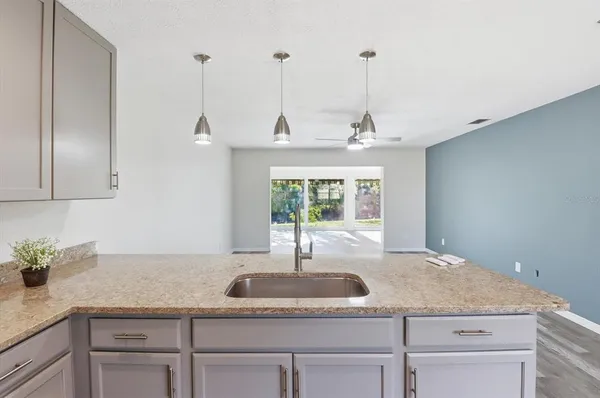 $170,000 | 11372 West Bayshore Drive, Crystal River, FL 34429