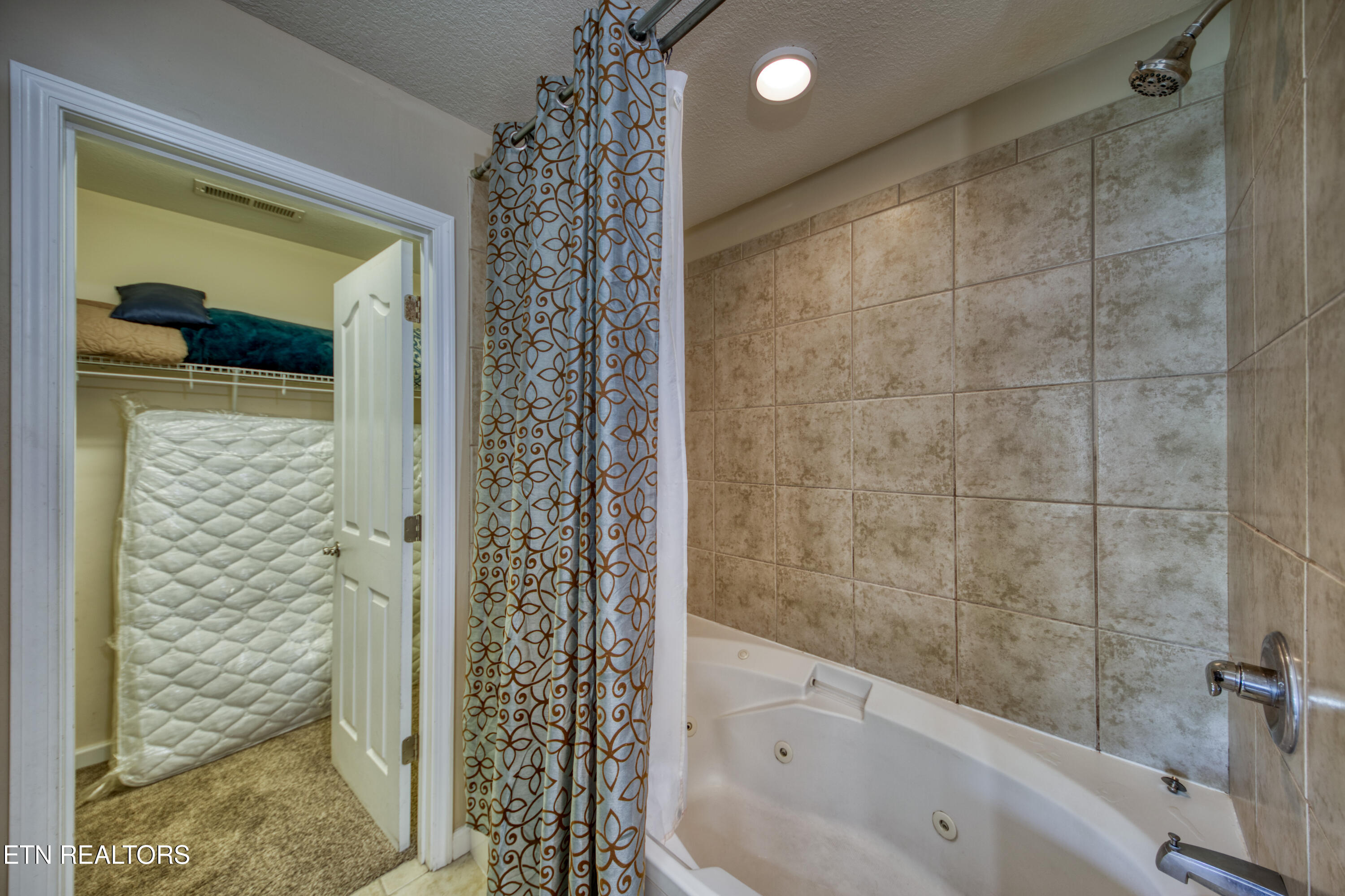 332 Meriwether Way Pigeon Forge, TN 37863 - Photo 20 of 26 0H3A8655_88