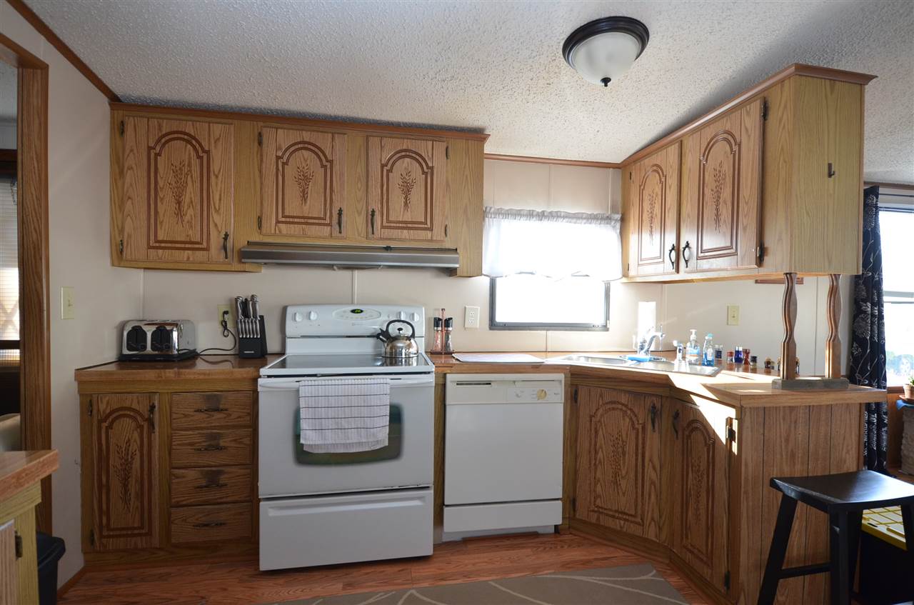 60 Pine Hill Road Berwick, ME 03901 - Photo 4 of 16 Gallery Image 4