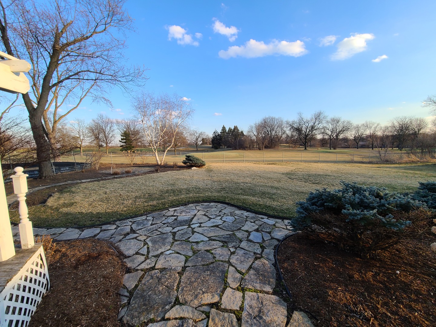 630 Greenview Road Itasca, IL 60143 - Photo 11 of 12 a view of an outdoor space and city view