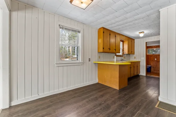 $274,900 | 3442 Washington Road, Waldoboro, ME 04572