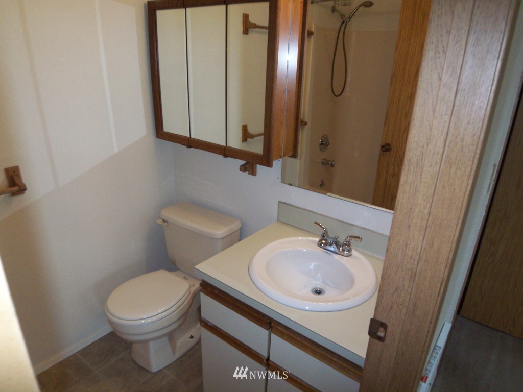 751 North 86th Street Seattle, WA 98103 - Photo 13 of 21 Gallery Image 13