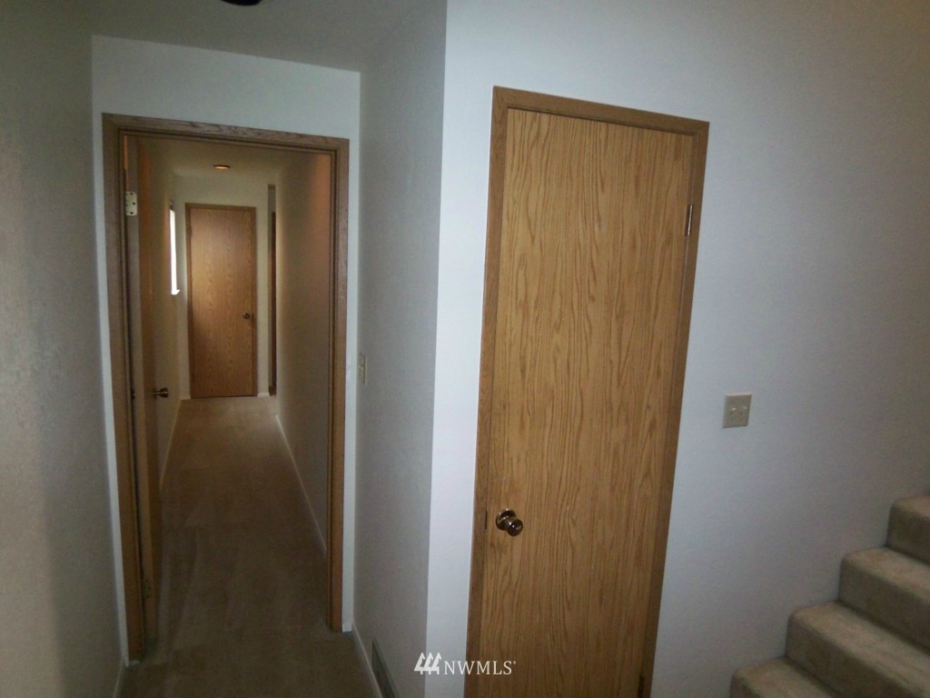 751 North 86th Street Seattle, WA 98103 - Photo 15 of 21 Gallery Image 15