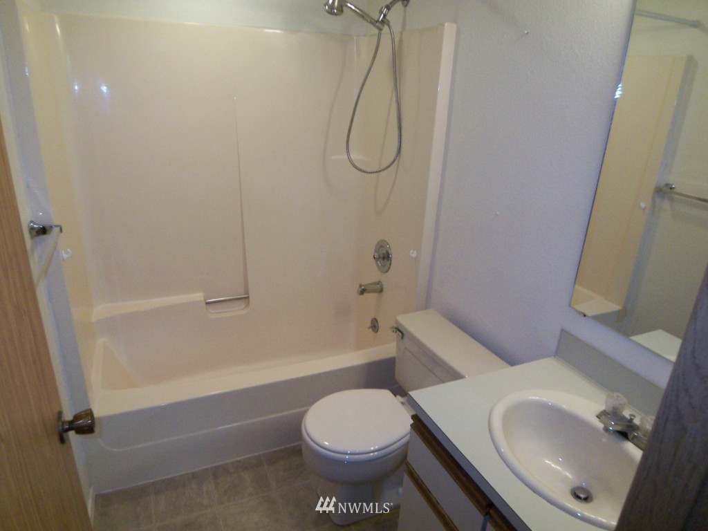 751 North 86th Street Seattle, WA 98103 - Photo 18 of 21 Gallery Image 18