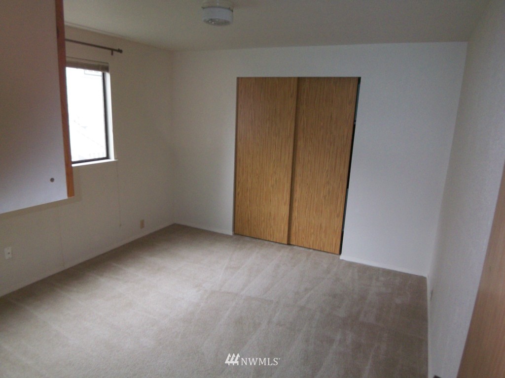 751 North 86th Street Seattle, WA 98103 - Photo 20 of 21 Gallery Image 20