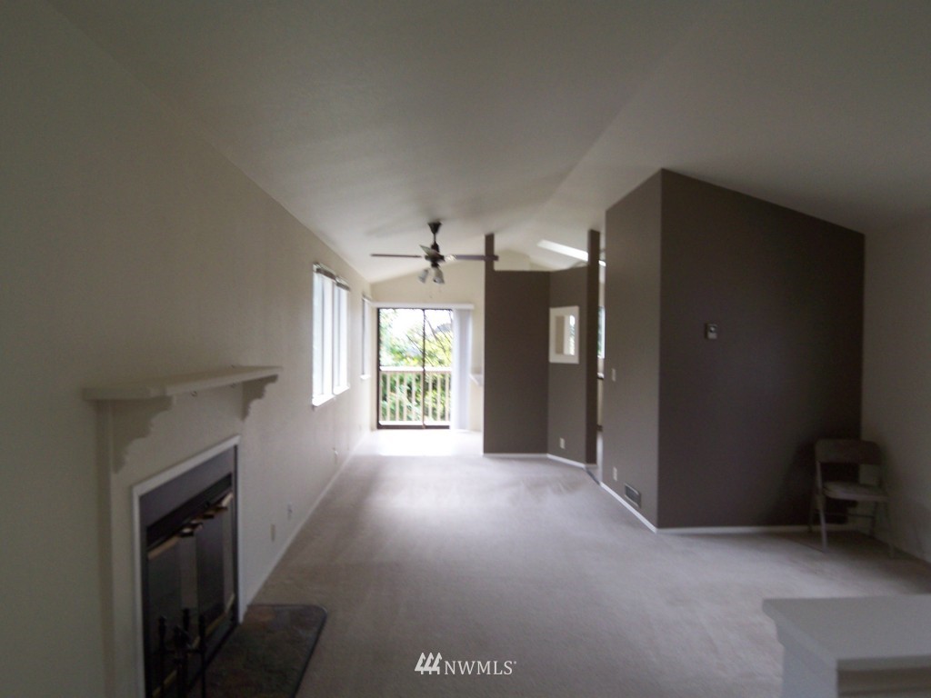 751 North 86th Street Seattle, WA 98103 - Photo 5 of 21 Gallery Image 5