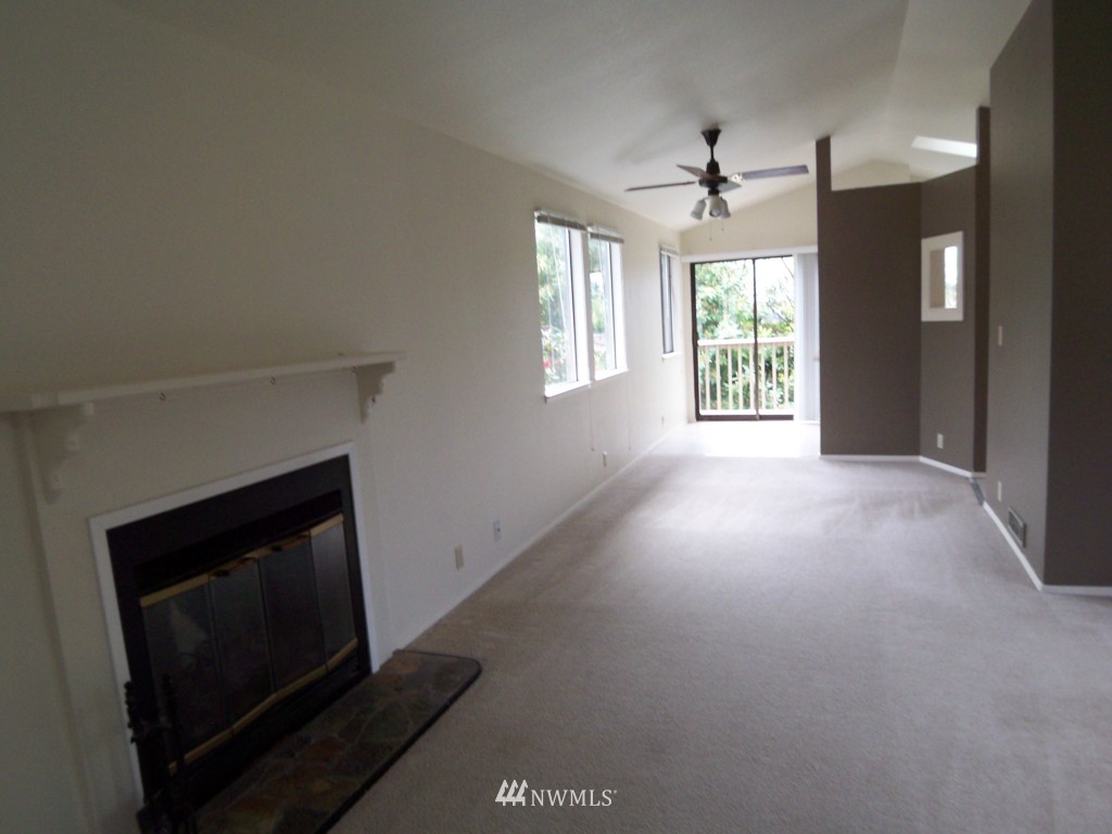 751 North 86th Street Seattle, WA 98103 - Photo 6 of 21 Gallery Image 6