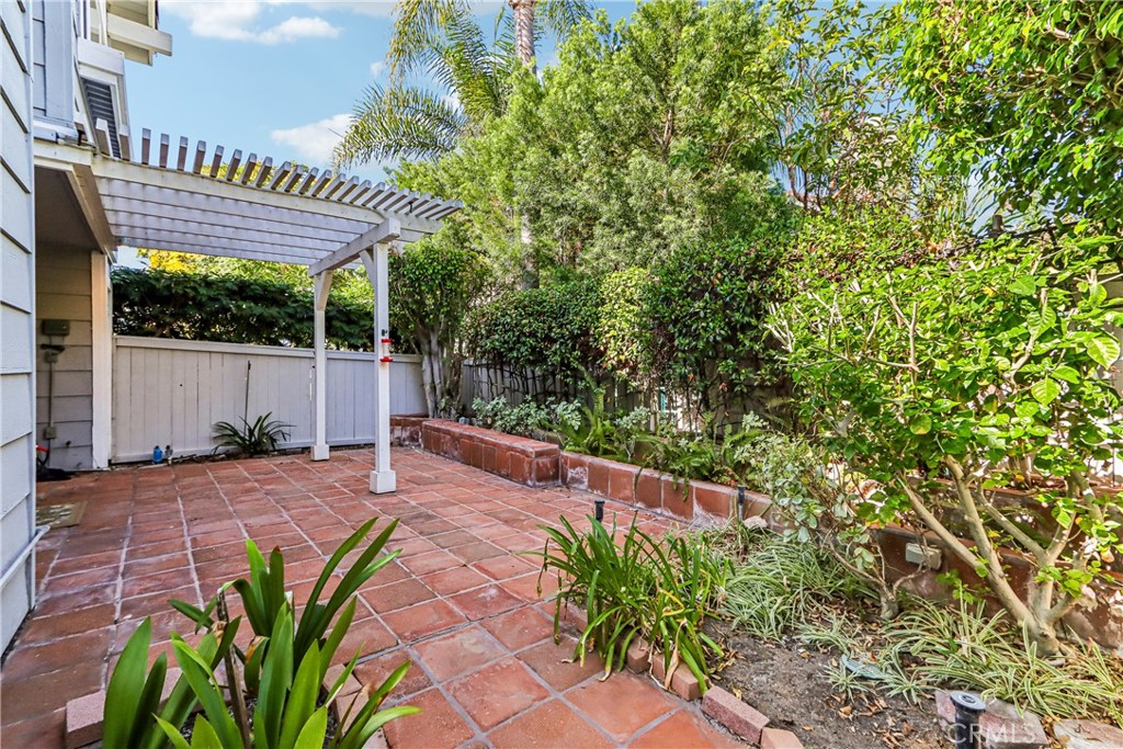 13595 Banyon Road Tustin, CA 92782 - Photo 32 of 44 Gallery Image 32