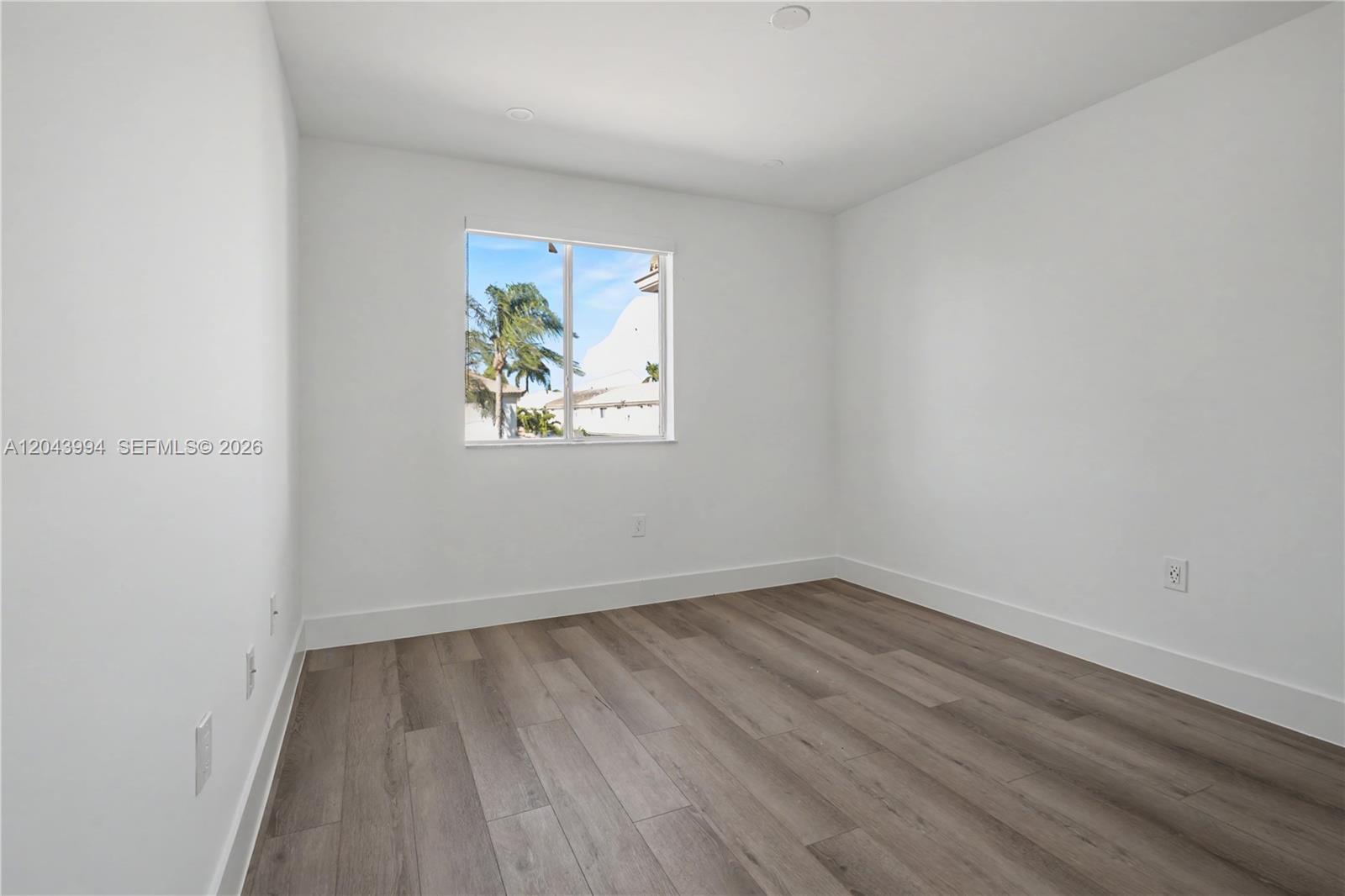 16240 Southwest 75th Street Miami, FL 33193 - Photo 5 of 26