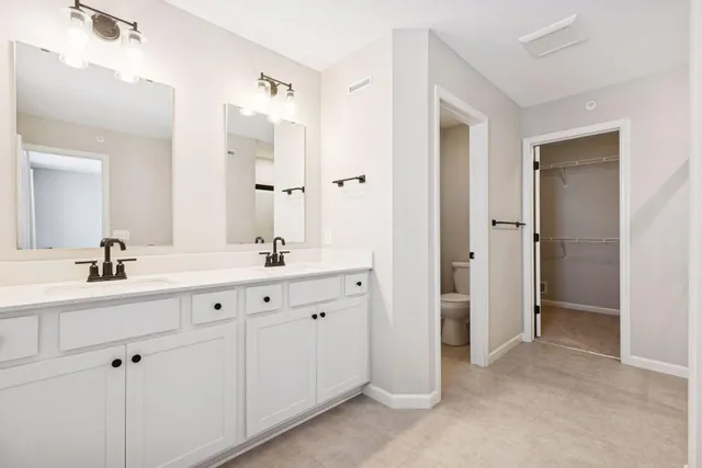 $425,000 | 9597 4th Street North, Lake Elmo, MN 55042