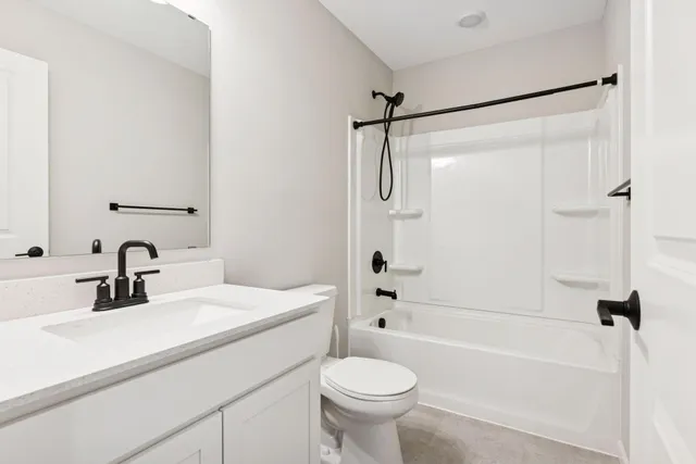 $425,000 | 9597 4th Street North, Lake Elmo, MN 55042