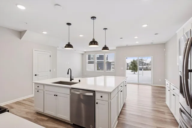 $425,000 | 9597 4th Street North, Lake Elmo, MN 55042