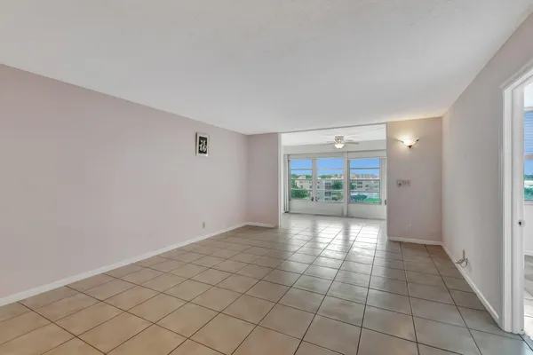 $1,750 | 14623 Bonaire Boulevard, Unit 502, Delray Beach, FL 33446