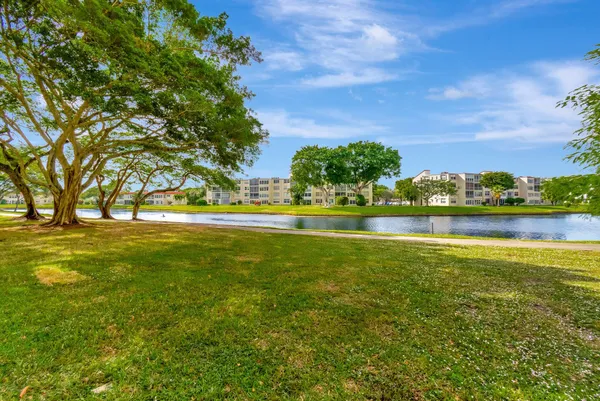 $1,750 | 14623 Bonaire Boulevard, Unit 502, Delray Beach, FL 33446