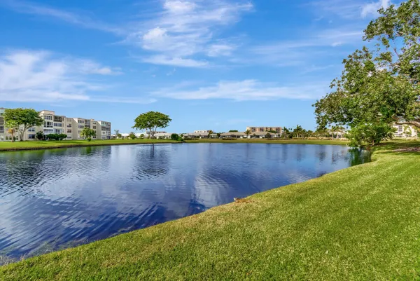 $1,750 | 14623 Bonaire Boulevard, Unit 502, Delray Beach, FL 33446