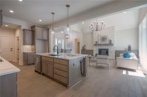 $875,000 | 6753 Longview Road, Shawnee, KS 66218