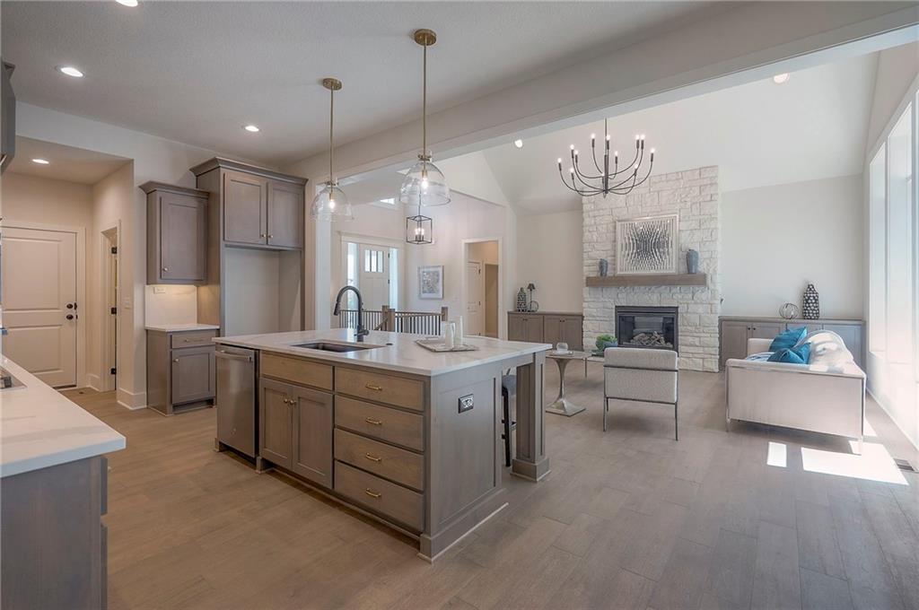 6753 Longview Road Shawnee, KS 66218 - Photo 13 of 31