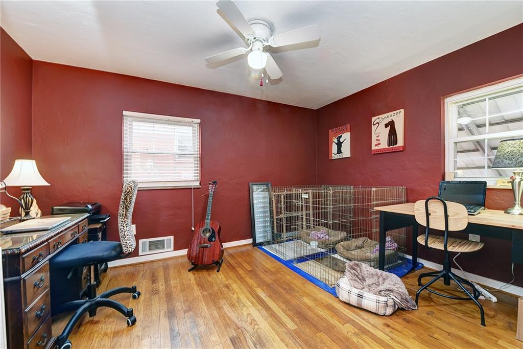 1106 Girard Road Pittsburgh, PA 15227 - Photo 16 of 25 Gallery Image 16