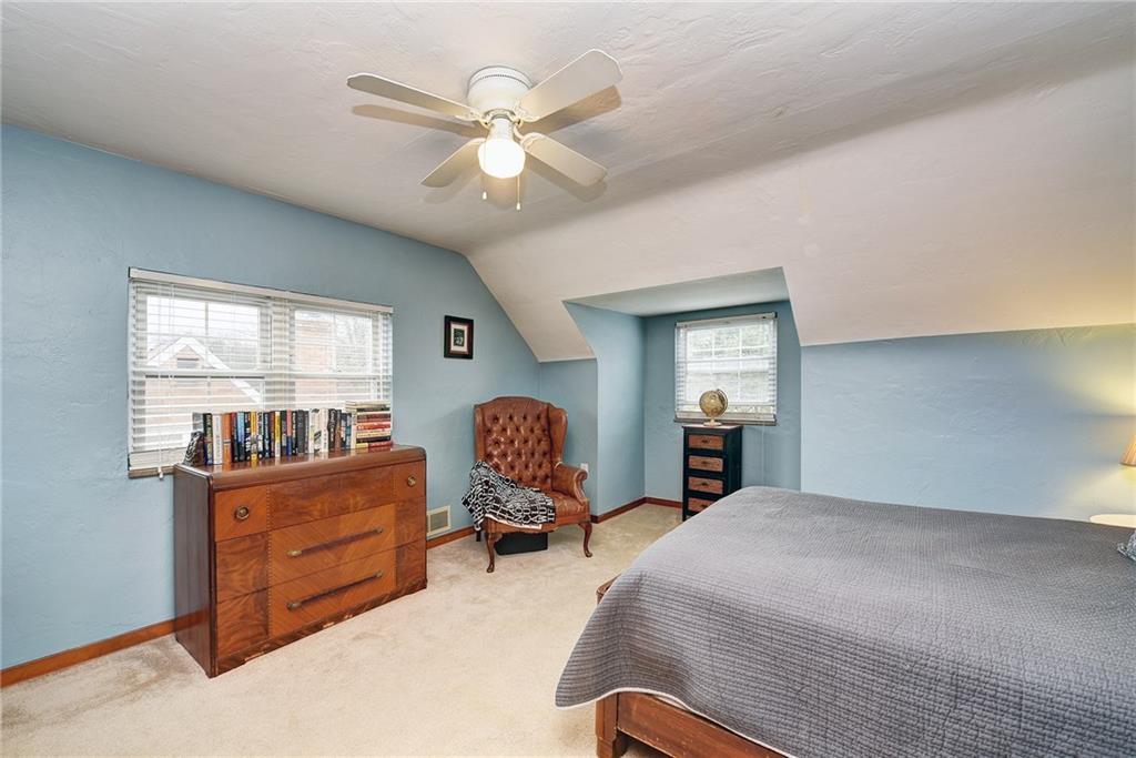 1106 Girard Road Pittsburgh, PA 15227 - Photo 20 of 25 Gallery Image 20