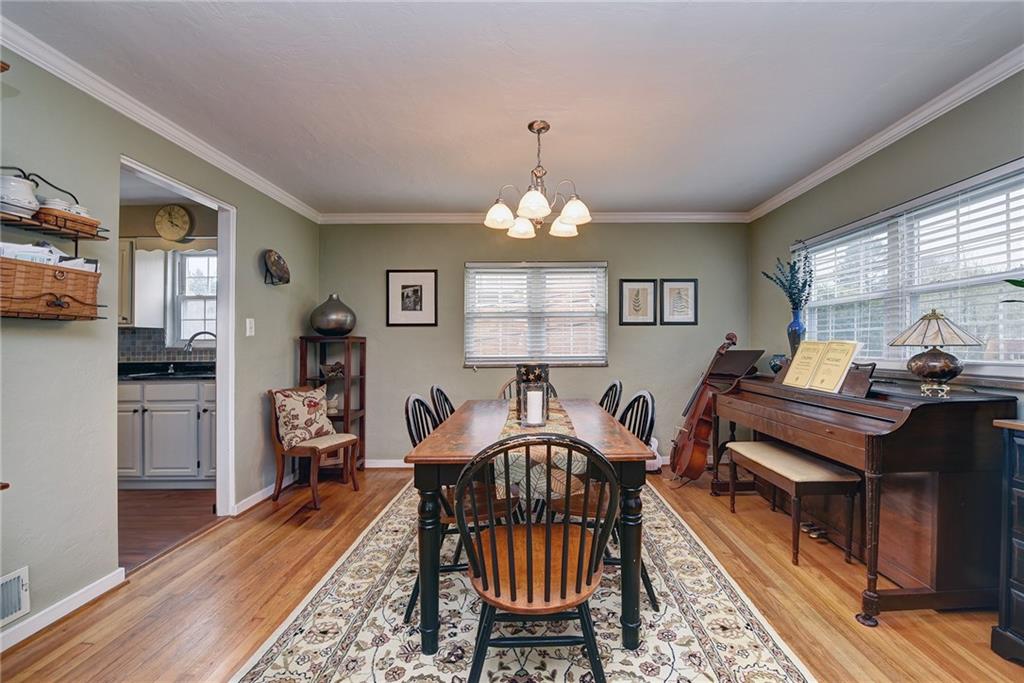 1106 Girard Road Pittsburgh, PA 15227 - Photo 8 of 25 Gallery Image 8