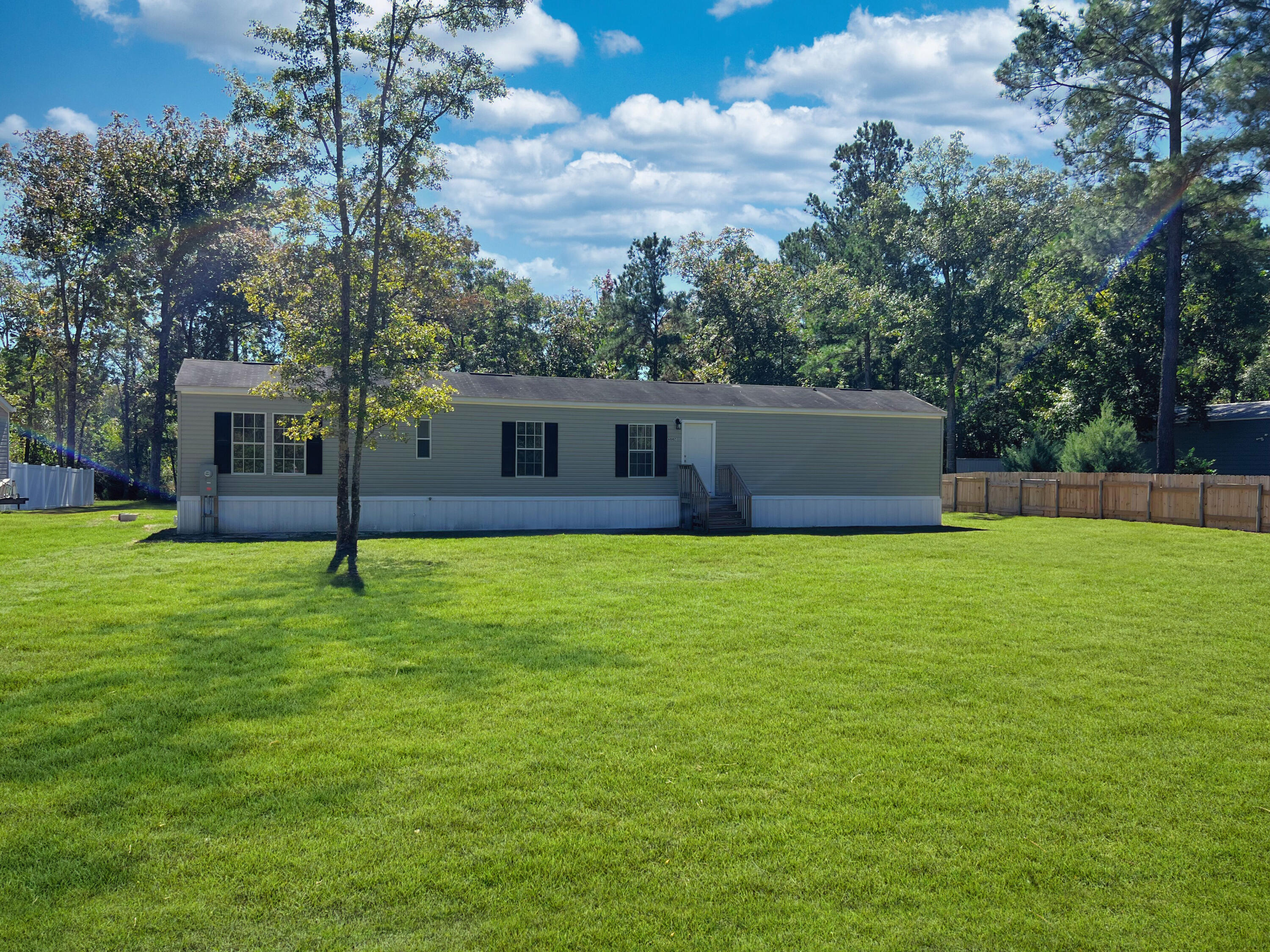 6082 Pleasant Grove Road Walterboro, SC 29488 - Photo 1 of 17 PGfront