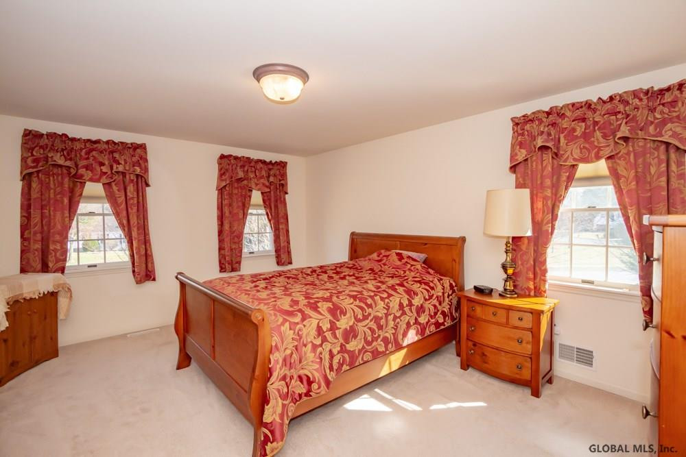 4032 Newcastle Road Guilderland, NY 12303 - Photo 14 of 27 Photo 14