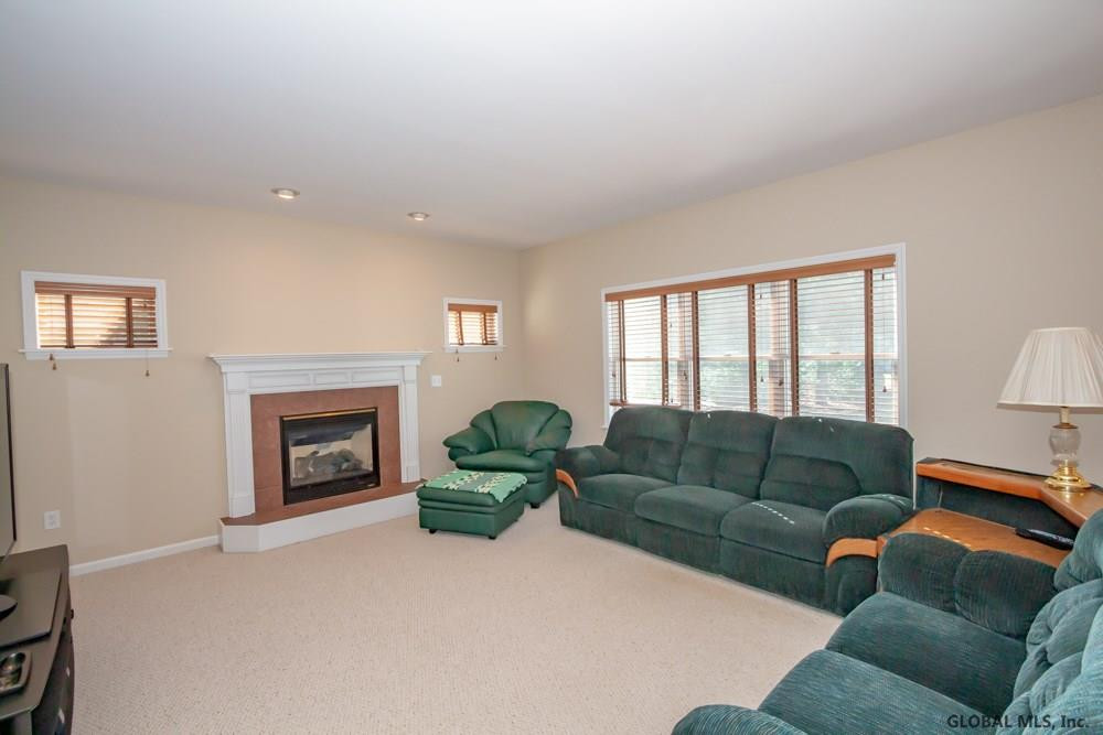 4032 Newcastle Road Guilderland, NY 12303 - Photo 8 of 27 Photo 8