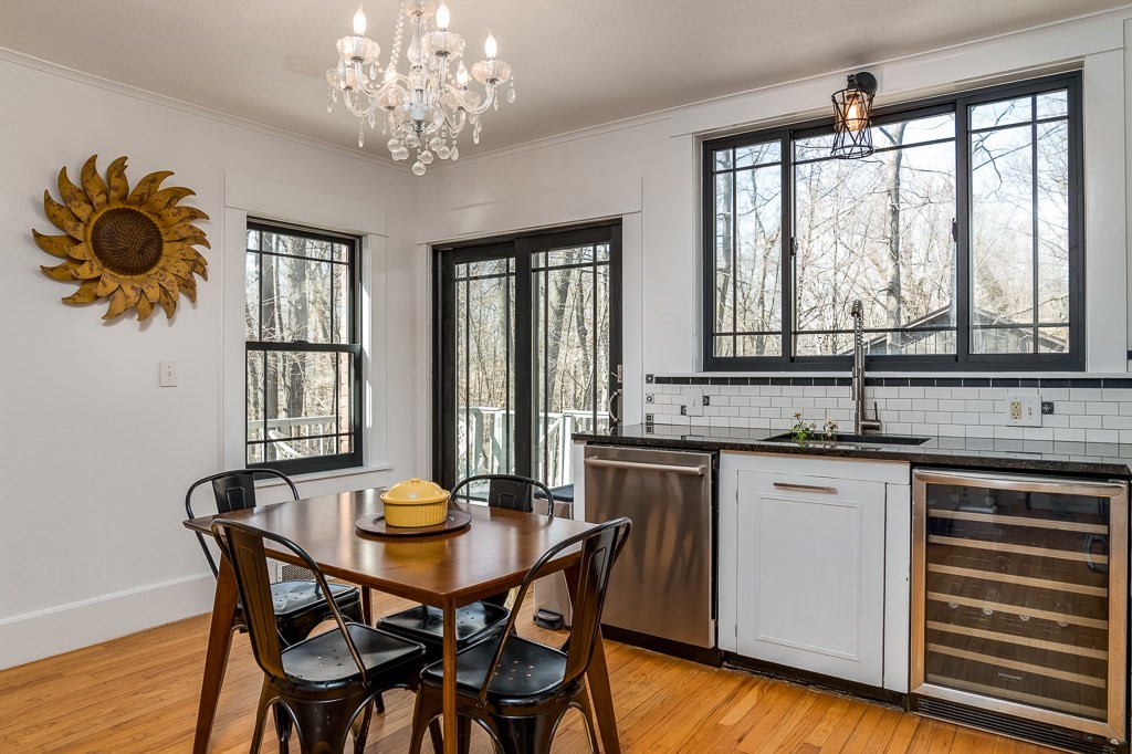 183 Meadowbrook Road Longmeadow, MA 01106 - Photo 8 of 24 Gallery Image 8