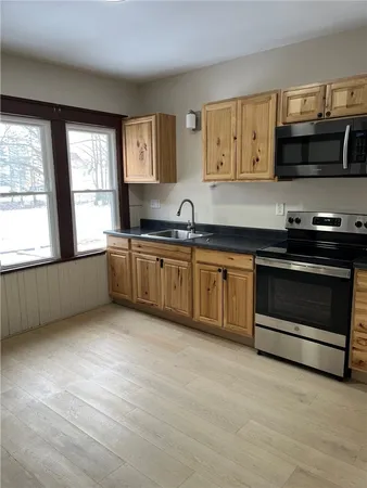 $1,375 | 414 Walnut Street, Elmira, NY 14901
