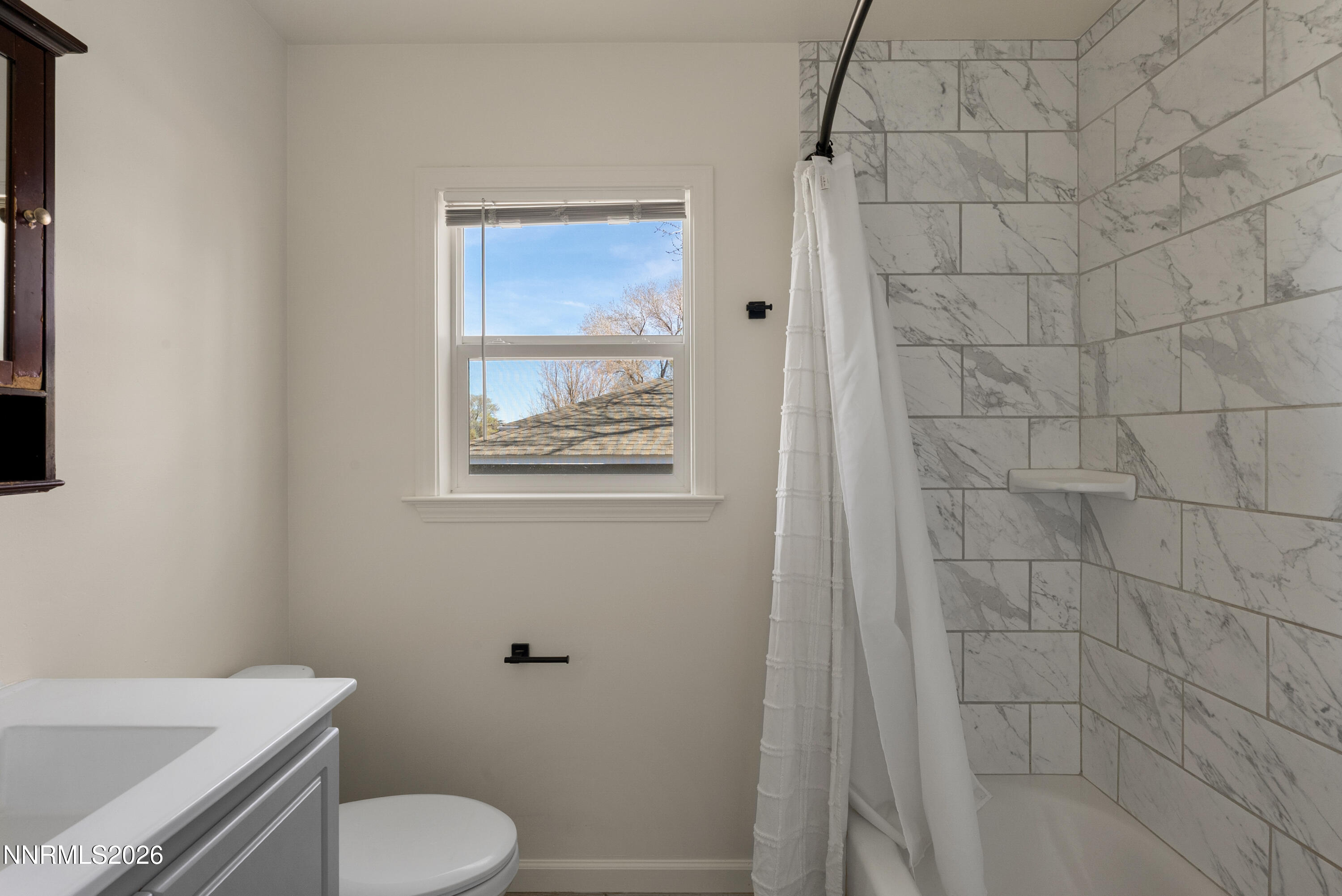 1060 Whitaker Drive Reno, NV 89503 - Photo 16 of 41 1060WhitakeDrive-27