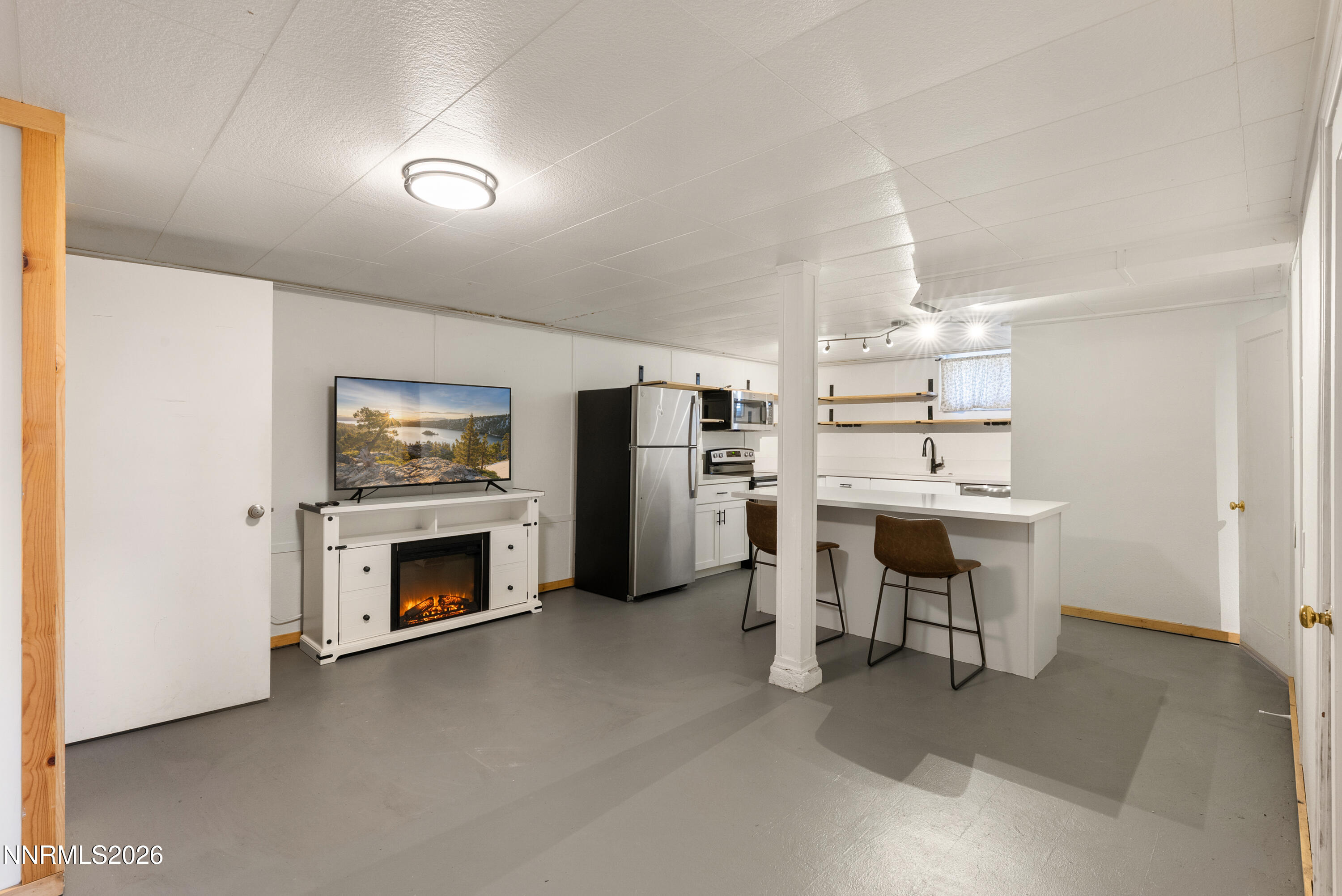 1060 Whitaker Drive Reno, NV 89503 - Photo 24 of 41 1060WhitakeDrive-36