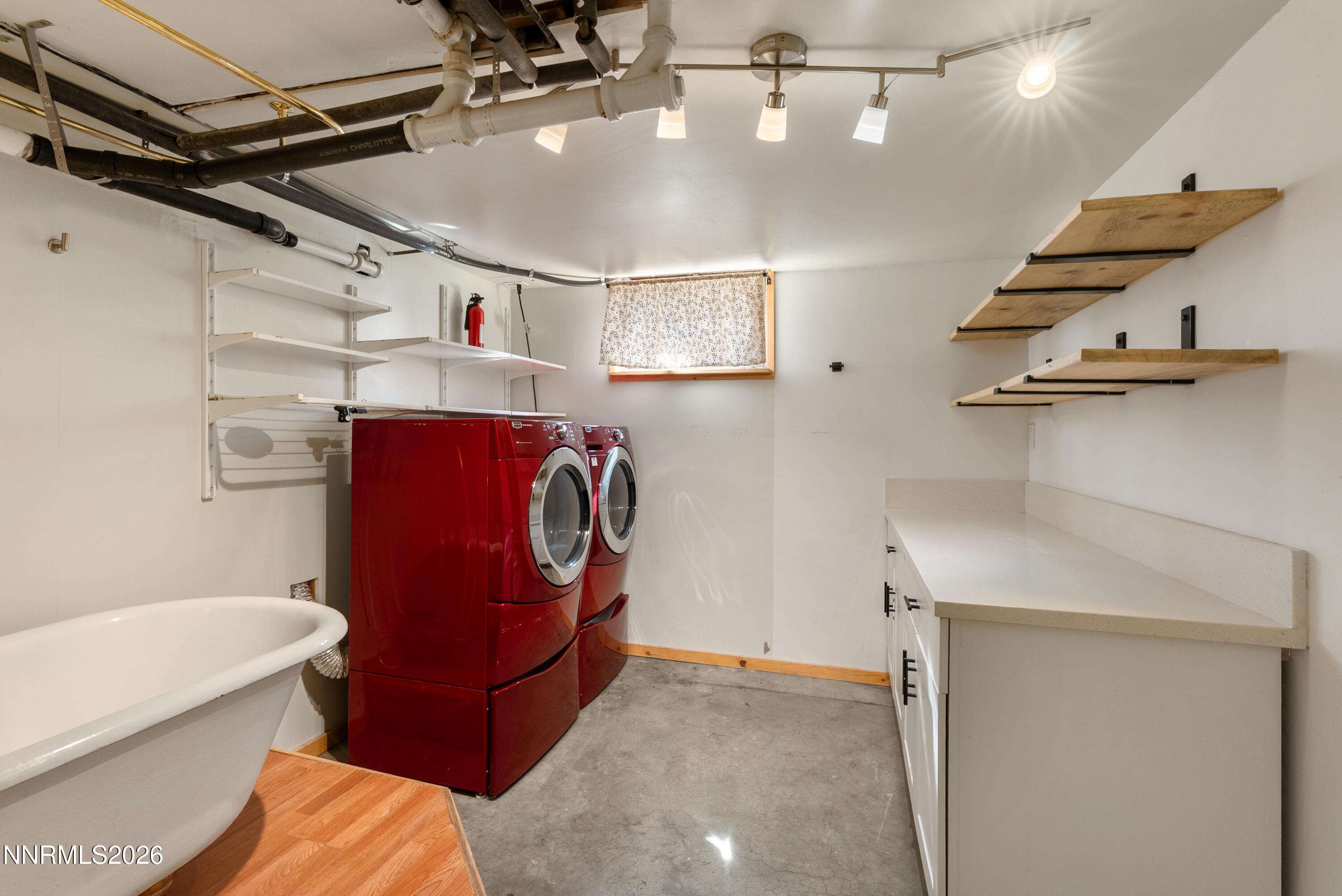 1060 Whitaker Drive Reno, NV 89503 - Photo 33 of 41 1060WhitakeDrive-45