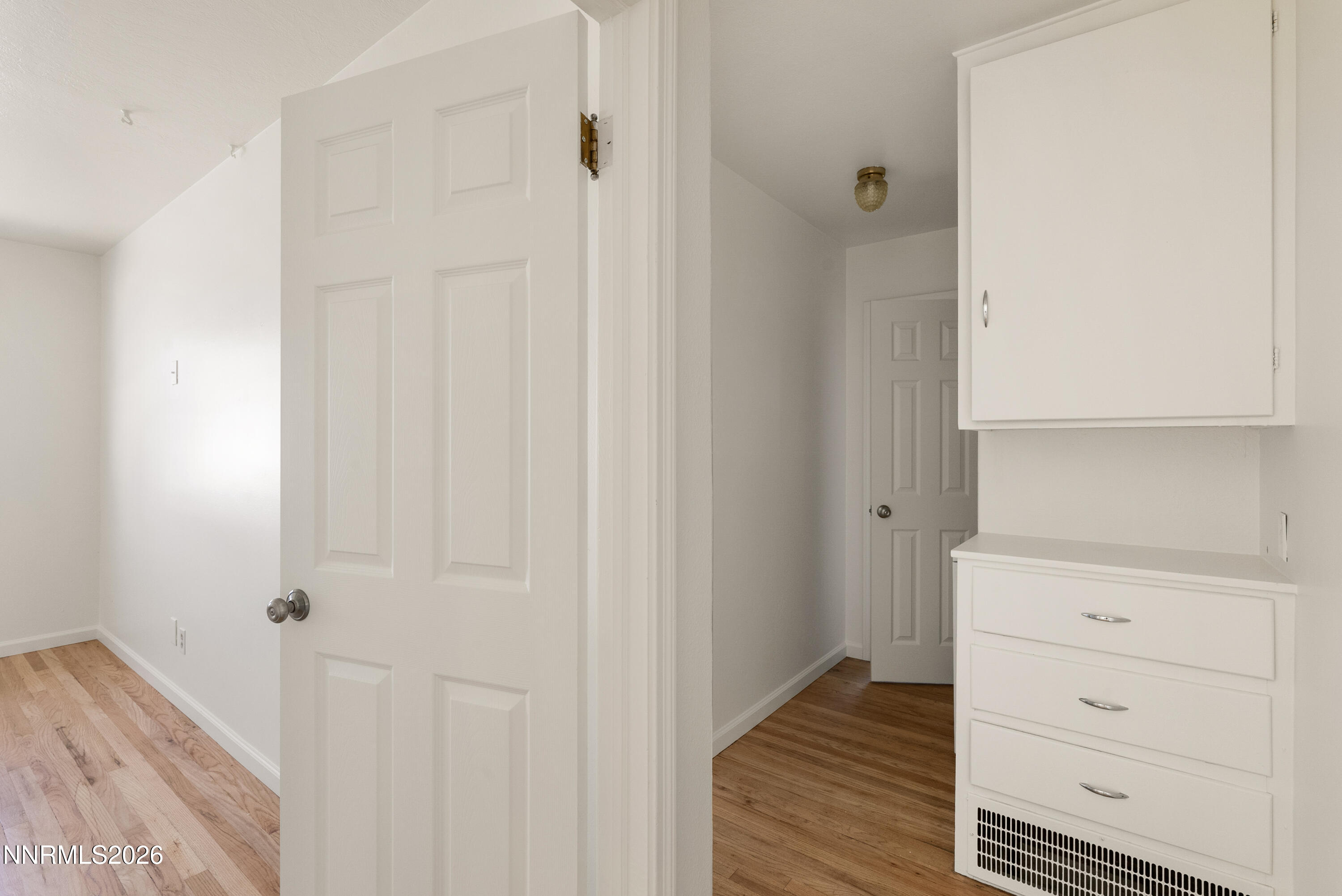 1060 Whitaker Drive Reno, NV 89503 - Photo 10 of 41 1060WhitakeDrive-21