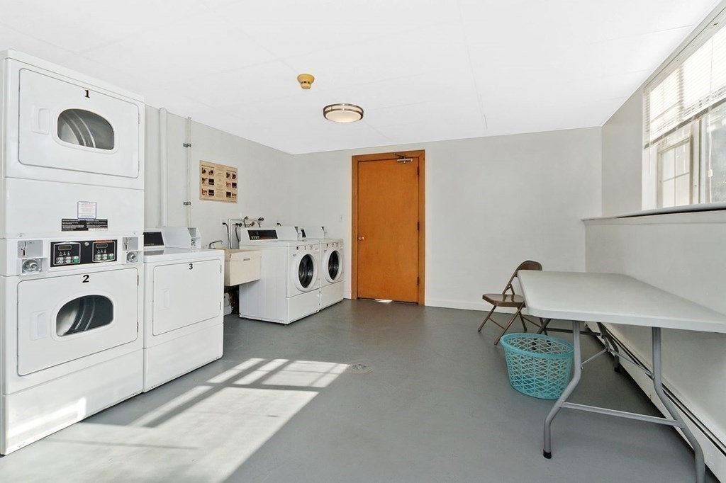 55 Jacqueline Road, Unit 11 Waltham, MA 02452 - Photo 17 of 26 Gallery Image 17