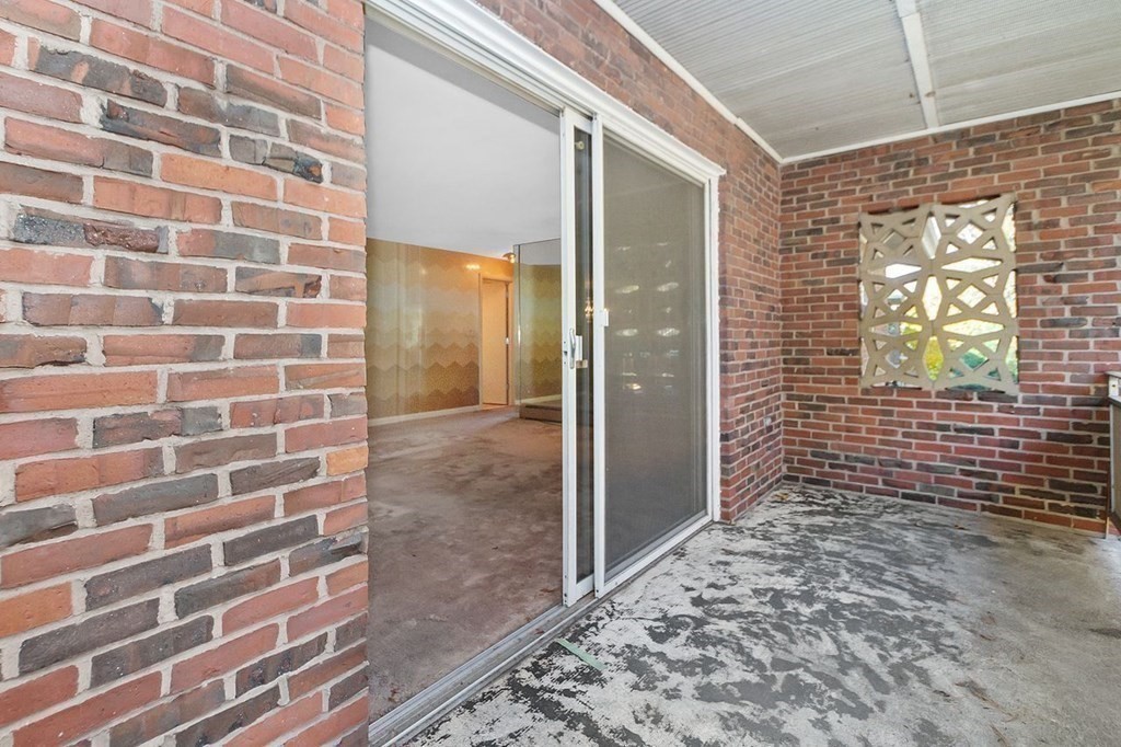 55 Jacqueline Road, Unit 11 Waltham, MA 02452 - Photo 19 of 26 Gallery Image 19