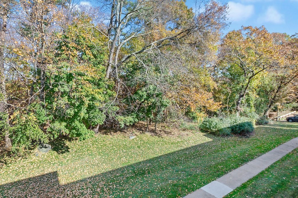 55 Jacqueline Road, Unit 11 Waltham, MA 02452 - Photo 25 of 26 Gallery Image 25