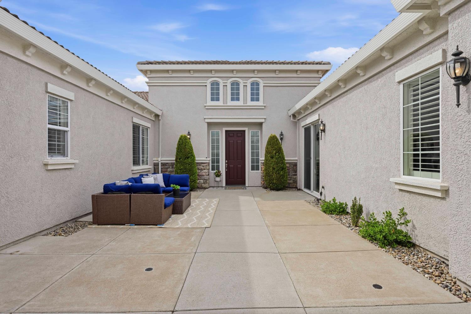 8537 Bridgestone Crescent Road Roseville, CA 95747 - Photo 8 of 64