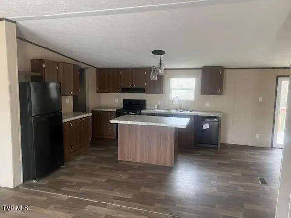 $215,000 | 215 Westerly Drive, Mosheim, TN 37818