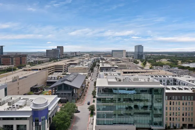 a picture of city view