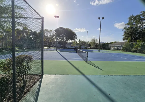 $3,200 | 1041 Fairfax Circle West, Boynton Beach, FL 33436