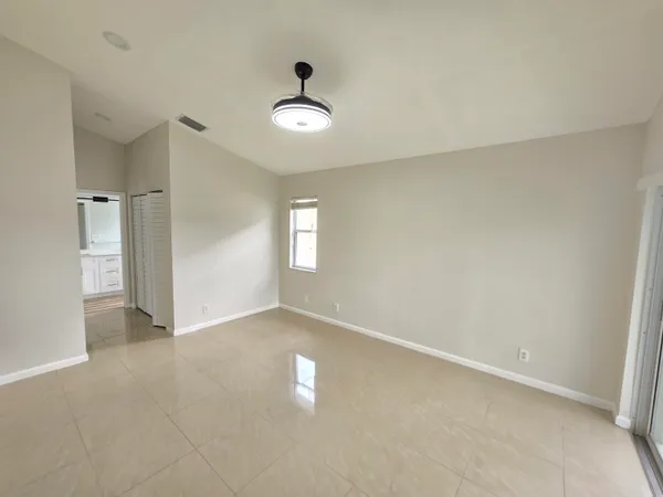 $3,200 | 1041 Fairfax Circle West, Boynton Beach, FL 33436