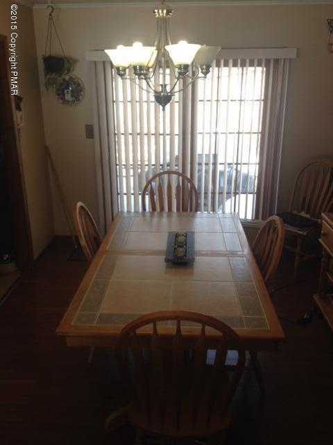 2222 Sparrow Road Bushkill, PA 18324 - Photo 13 of 30 dining room