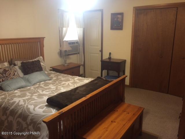 2222 Sparrow Road Bushkill, PA 18324 - Photo 16 of 30 alt bedroom2.bmp