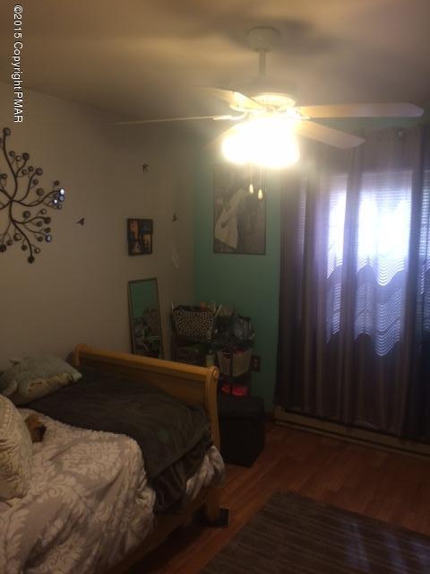 2222 Sparrow Road Bushkill, PA 18324 - Photo 19 of 30 alt bedroom #3.bmp