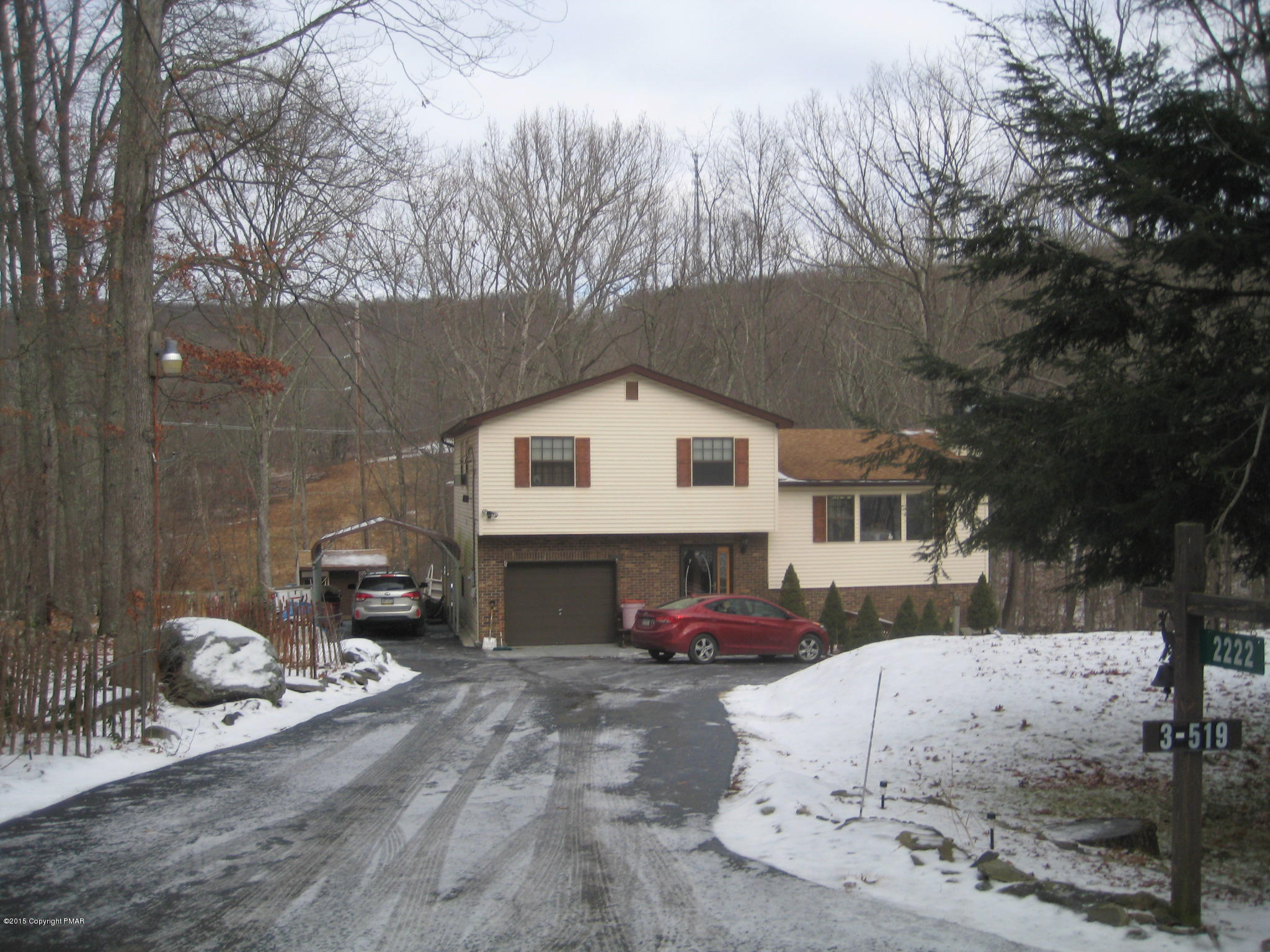 2222 Sparrow Road Bushkill, PA 18324 - Photo 2 of 30 front view