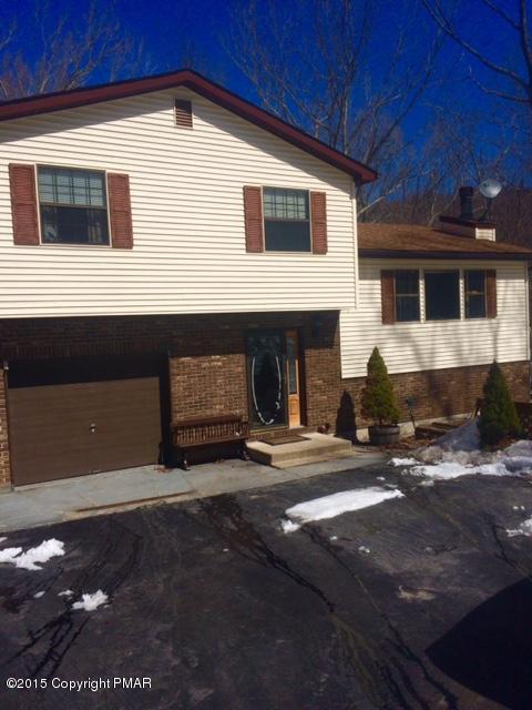2222 Sparrow Road Bushkill, PA 18324 - Photo 3 of 30 alt front.bmp