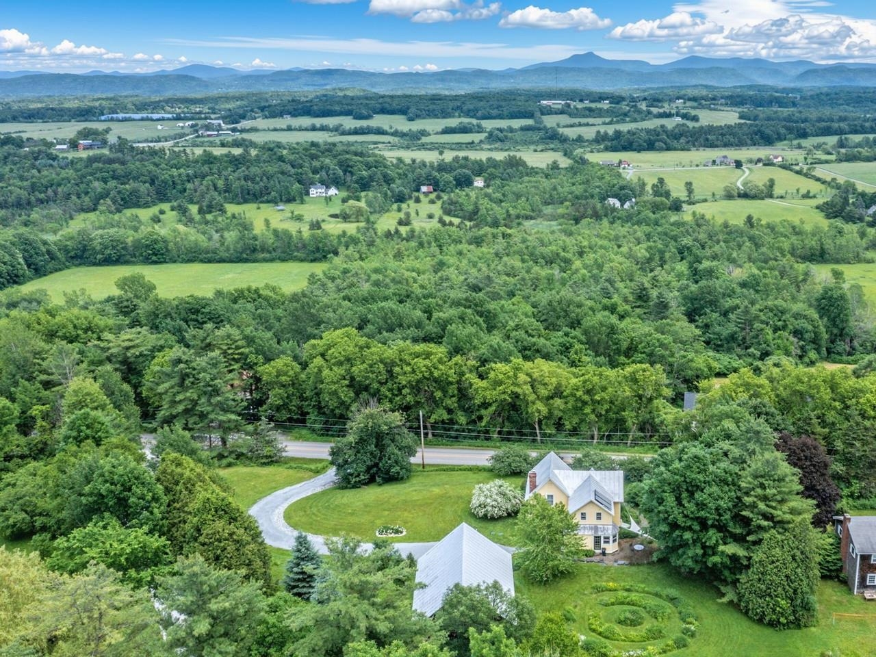 3160 Mt Philo Road Charlotte, VT 05445 - Photo 8 of 51 Gallery Image 8