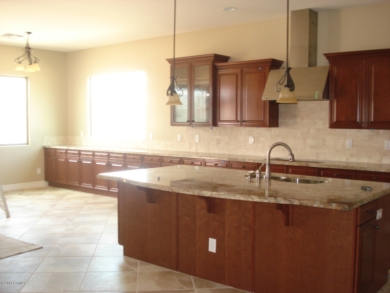 GOURMET KITCHEN